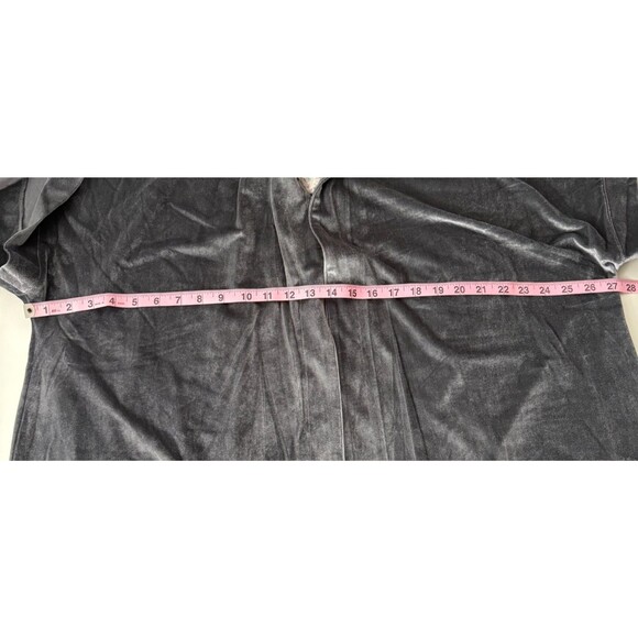 Entro Gray Velvet Kimono Floral Embroidery Size 1X - Picture 11 of 12